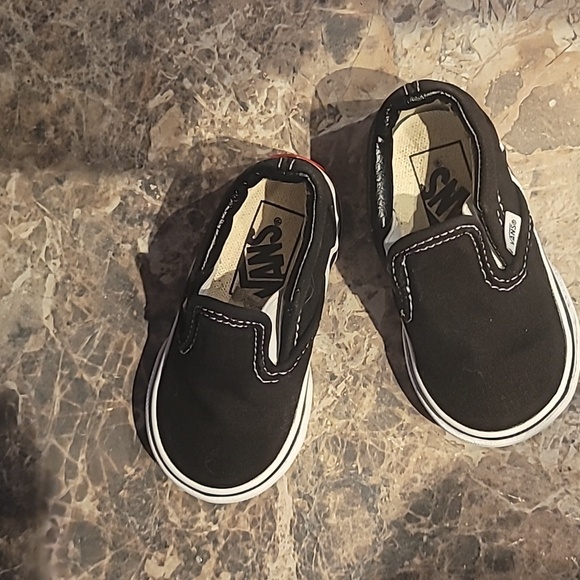 Vans Black & White Toddler Baby Shoes Size 4 - Picture 3 of 6